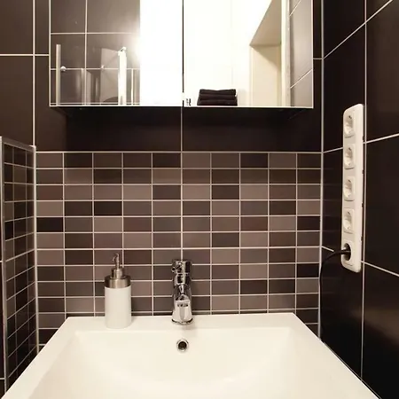 Centrally Located 2-Room Apartment Hannover Exterior photo