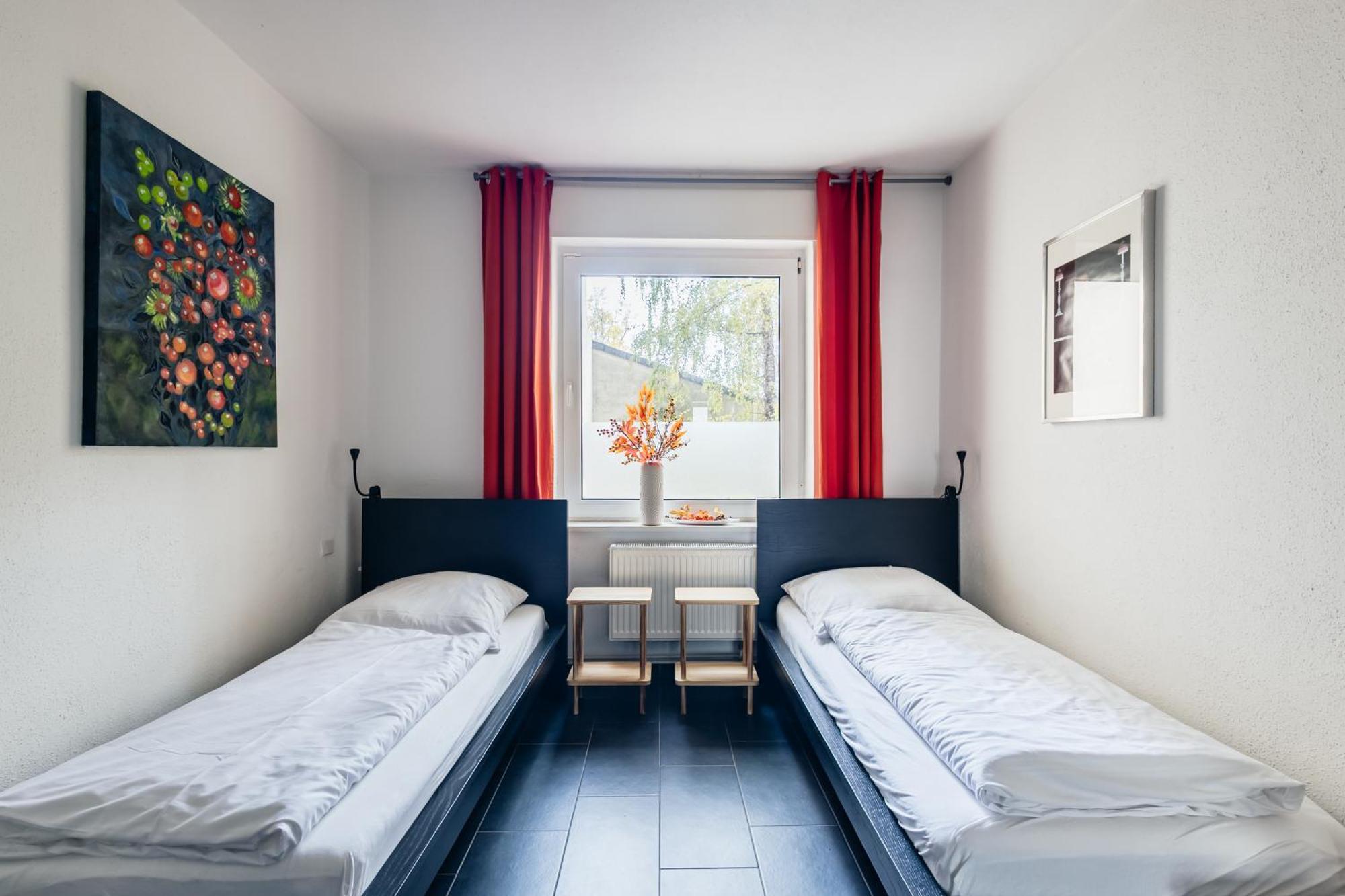 Apartment Centrally Located 2-room *
