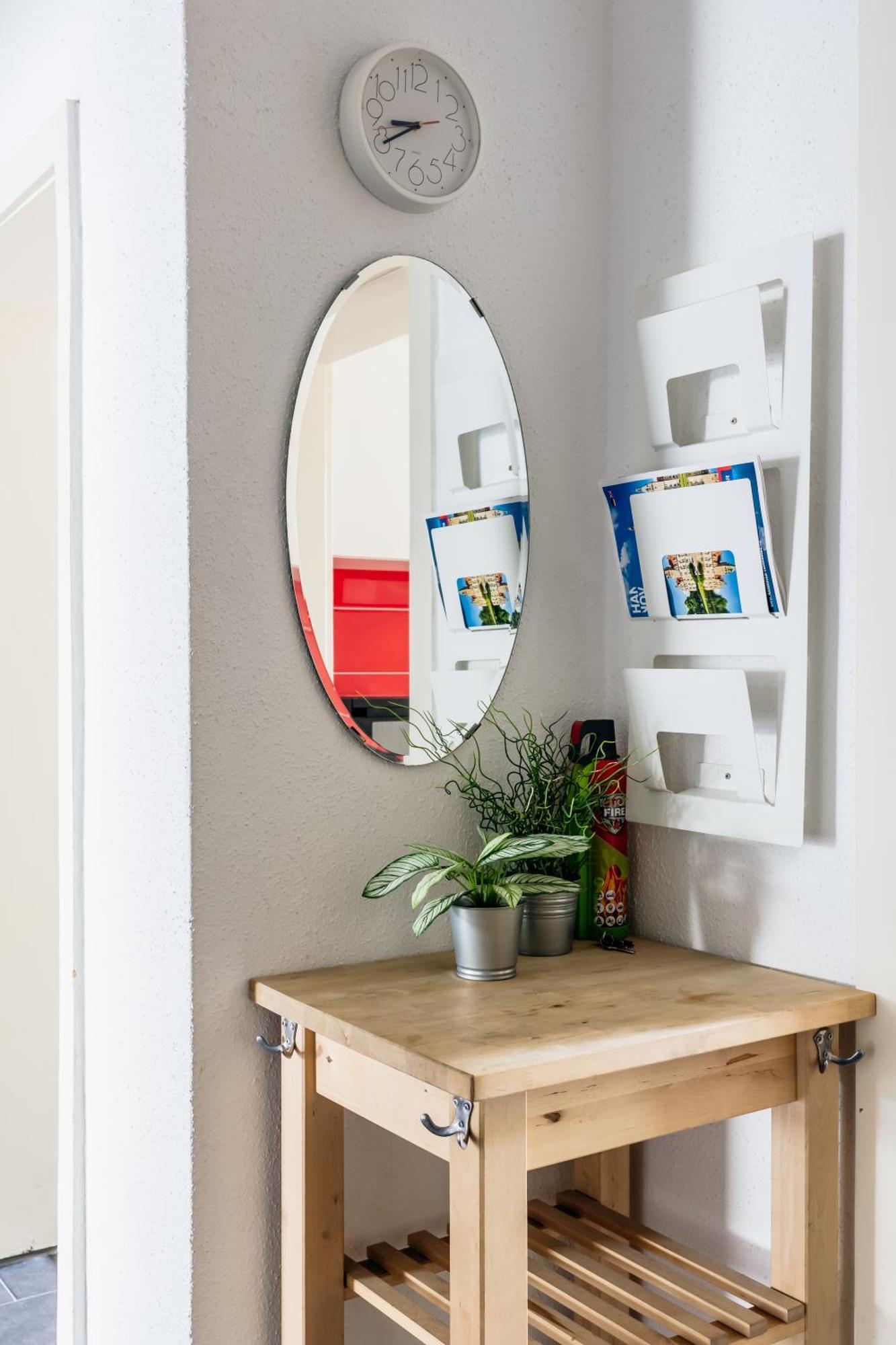 Centrally Located 2-room *
