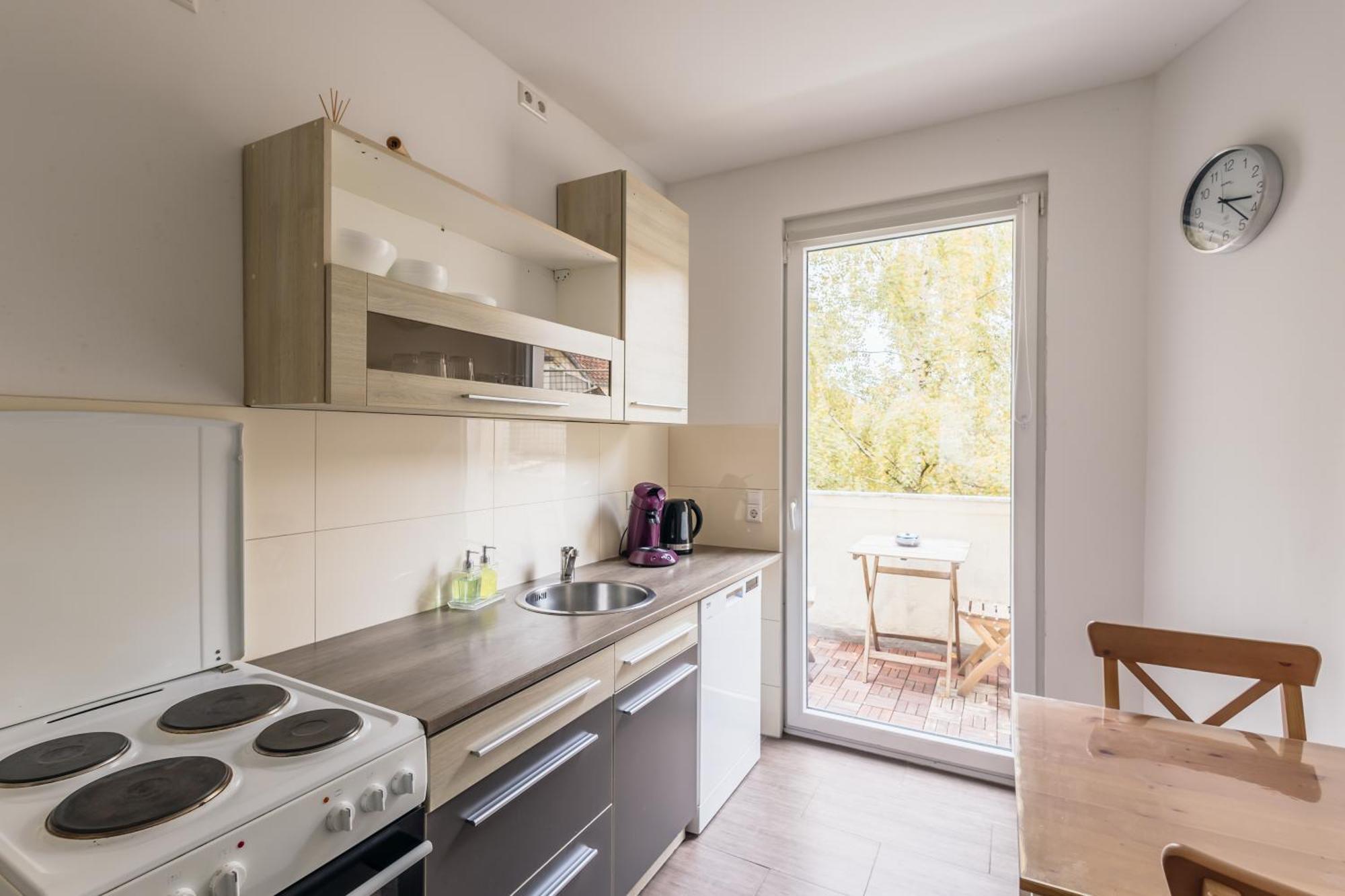 Centrally Located 2-room Hannover