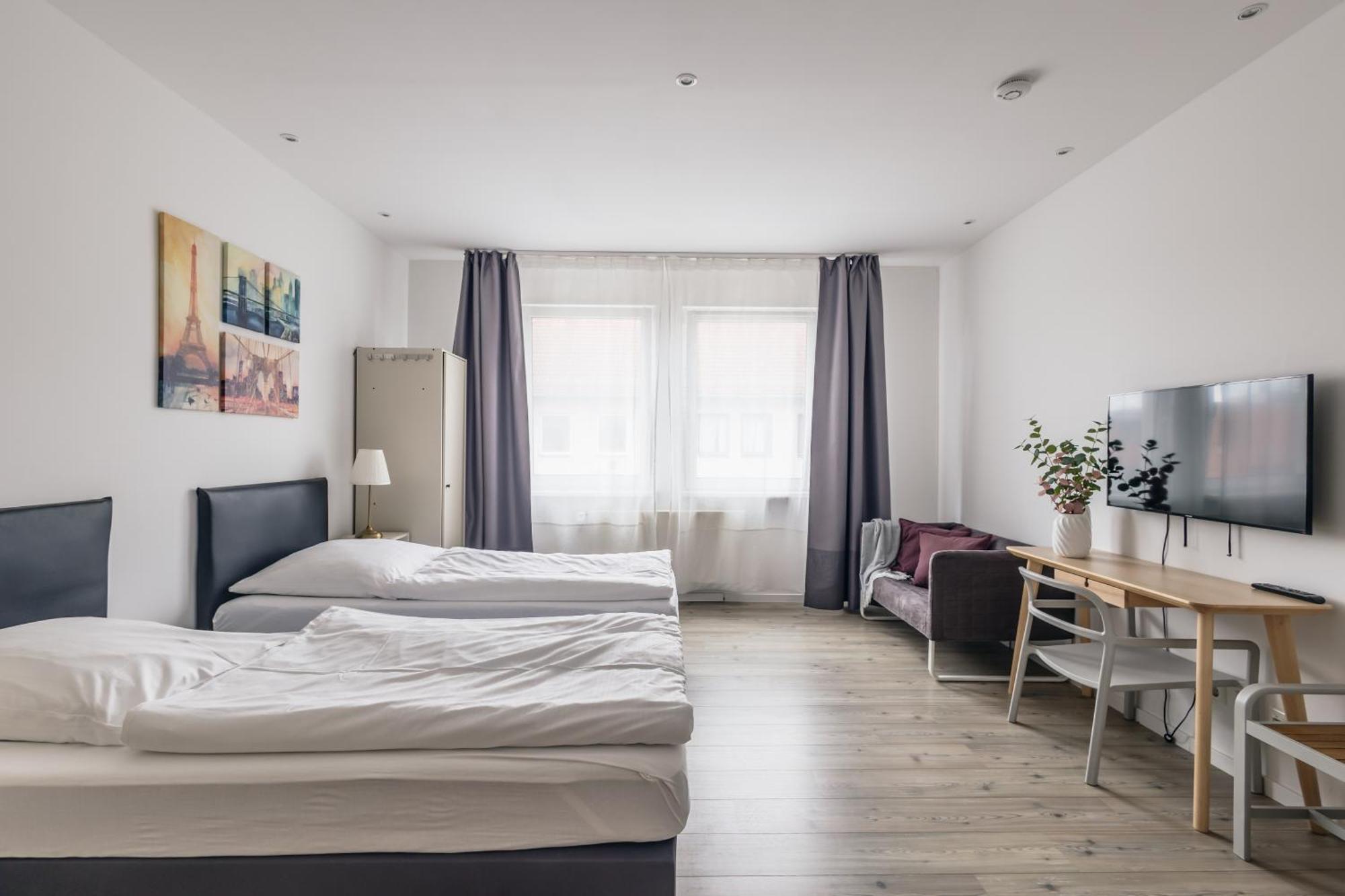 Centrally Located 2-room