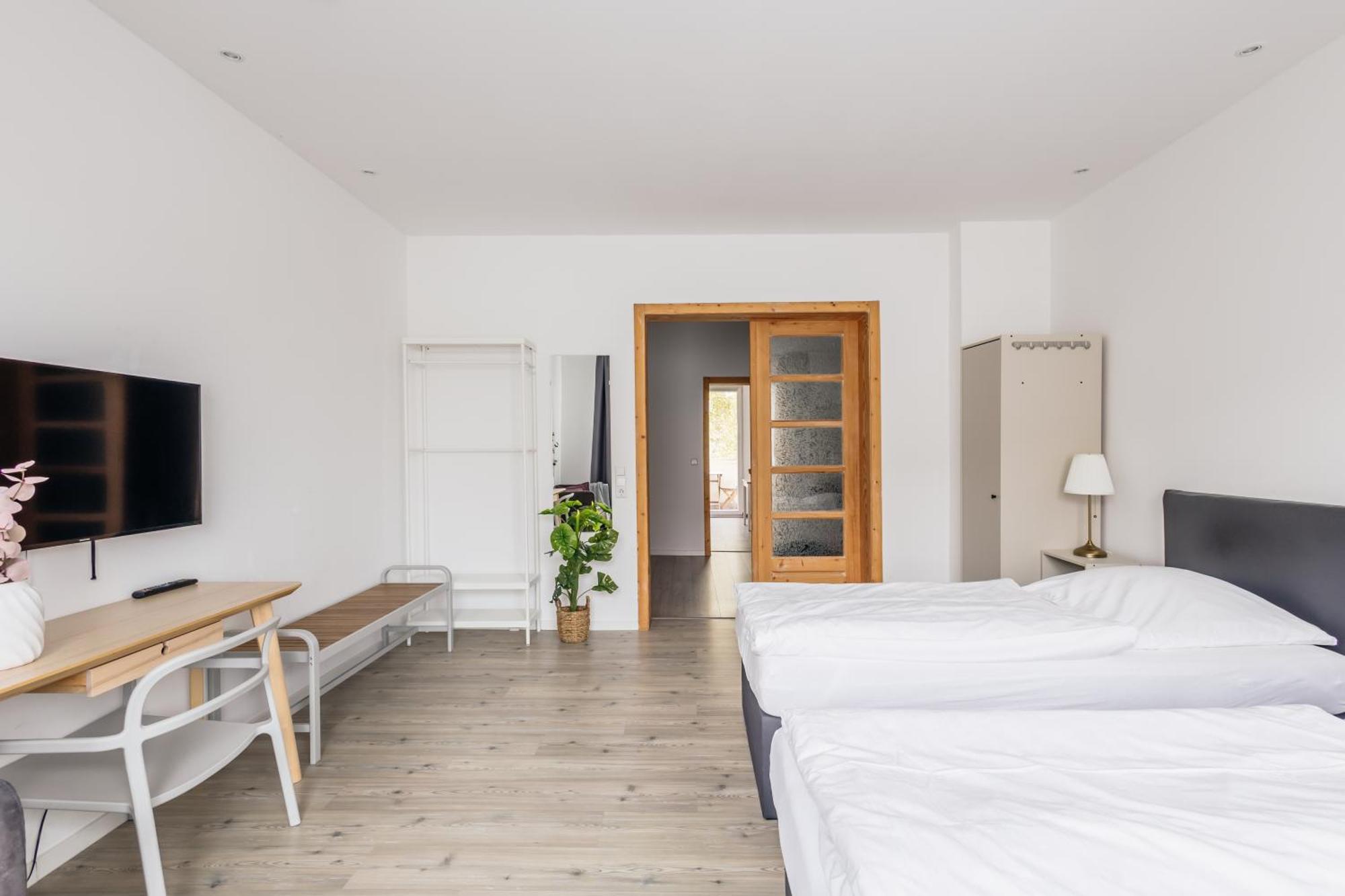 Apartment Centrally Located 2-room *