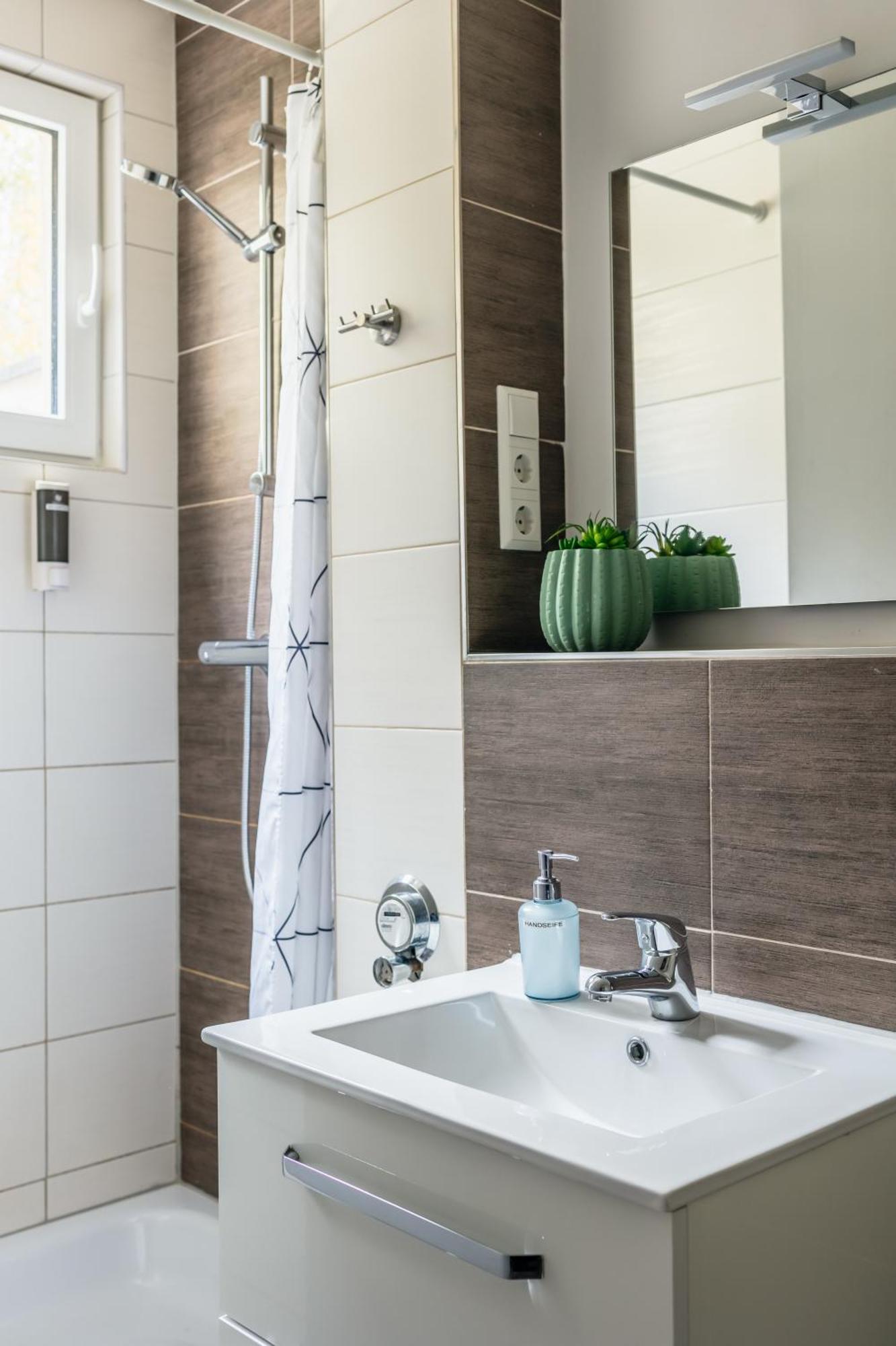 Apartment Centrally Located 2-room Hannover