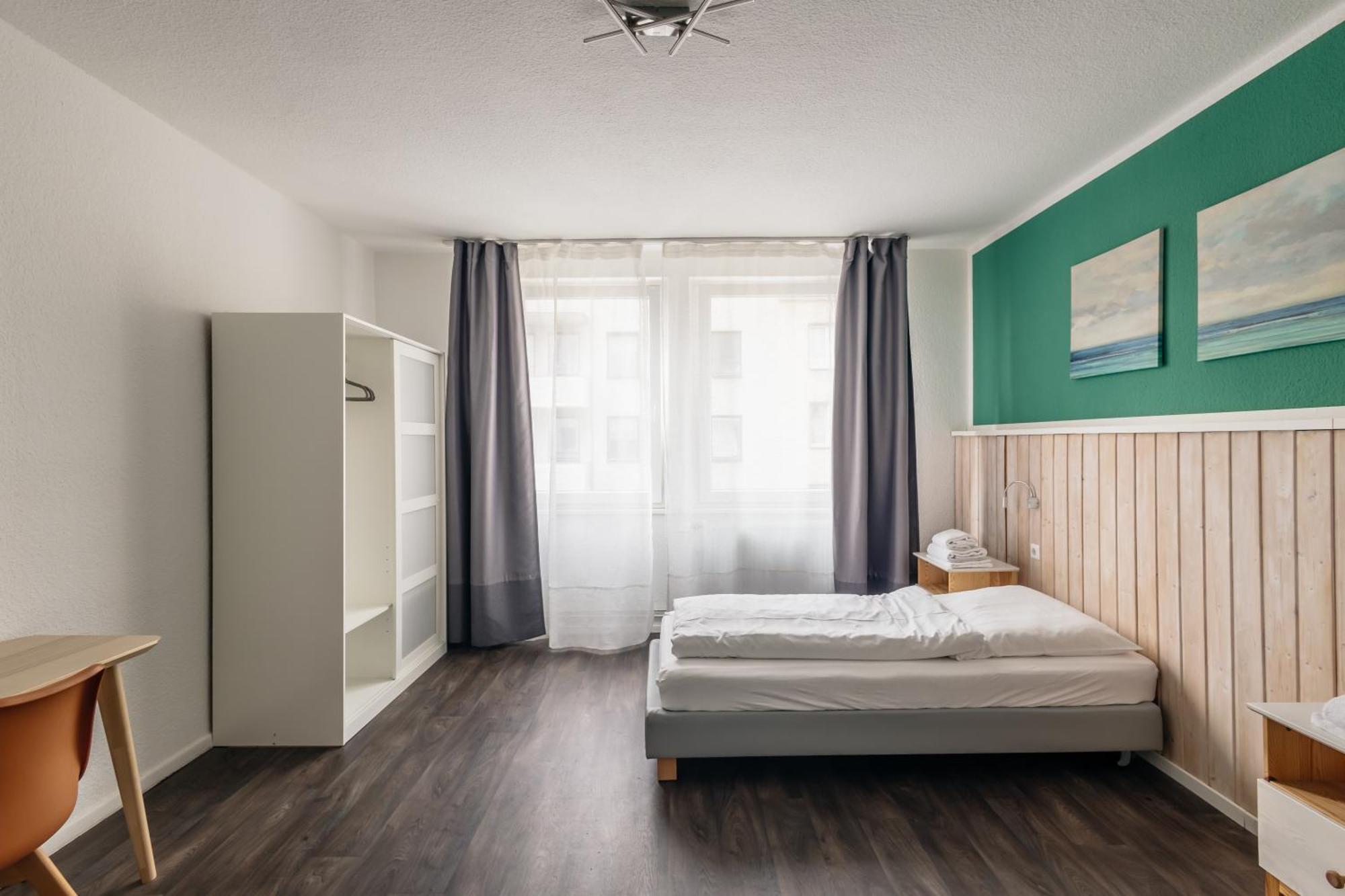 Centrally Located 2-room Hannover