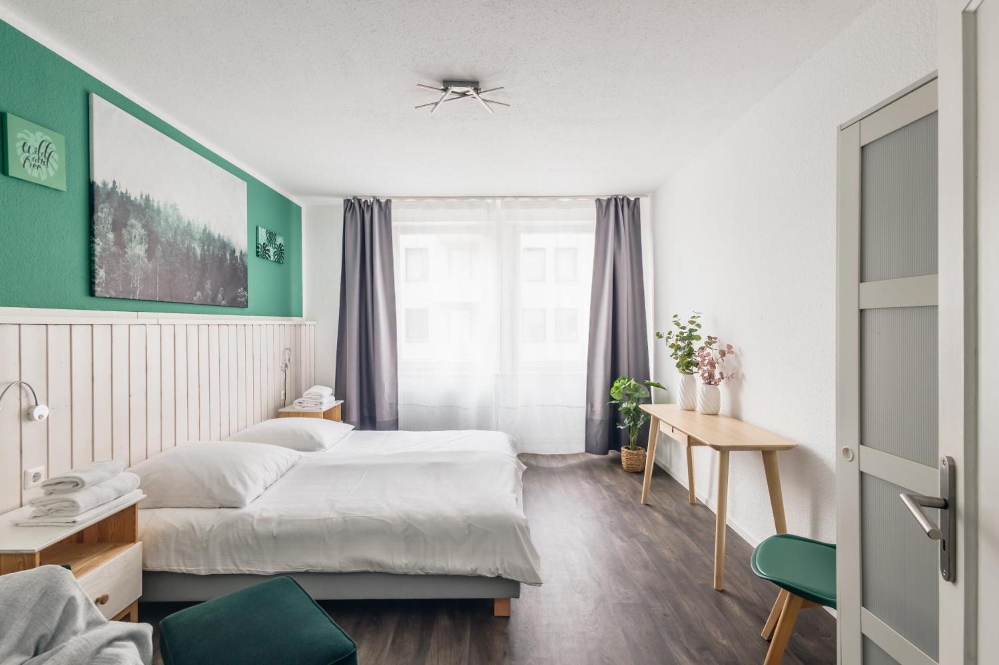 Centrally Located 2-room