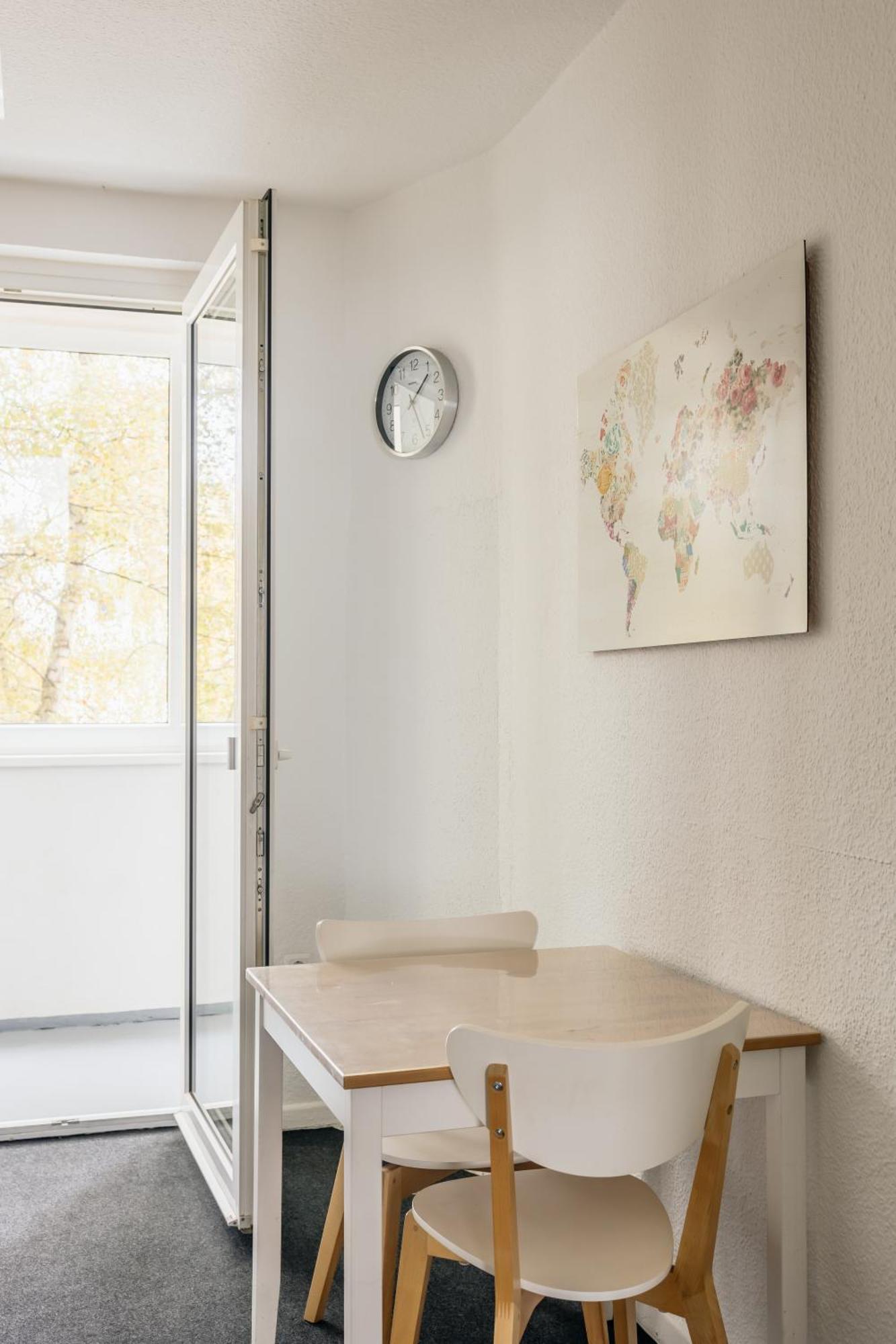 Centrally Located 2-room Appartement